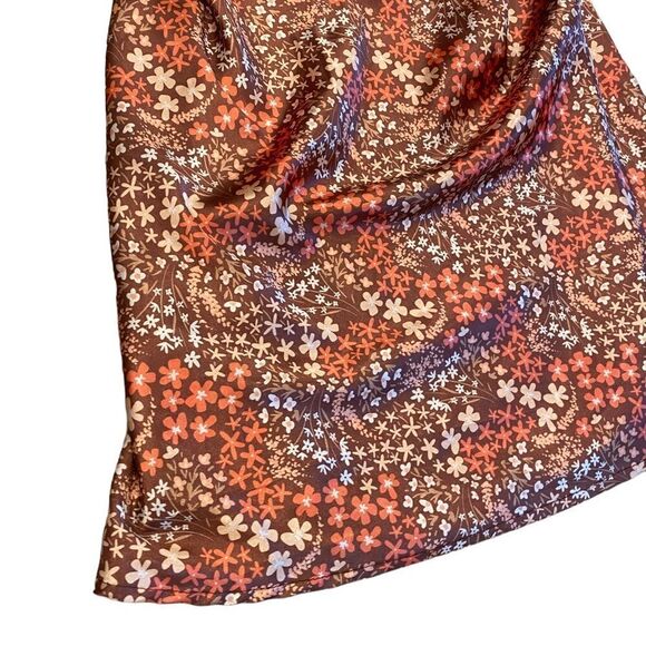 Birch And Stone Satiny Slip Rust Orange Ditsy Star Cami Mini Slip Dress - Picture 4 of 9